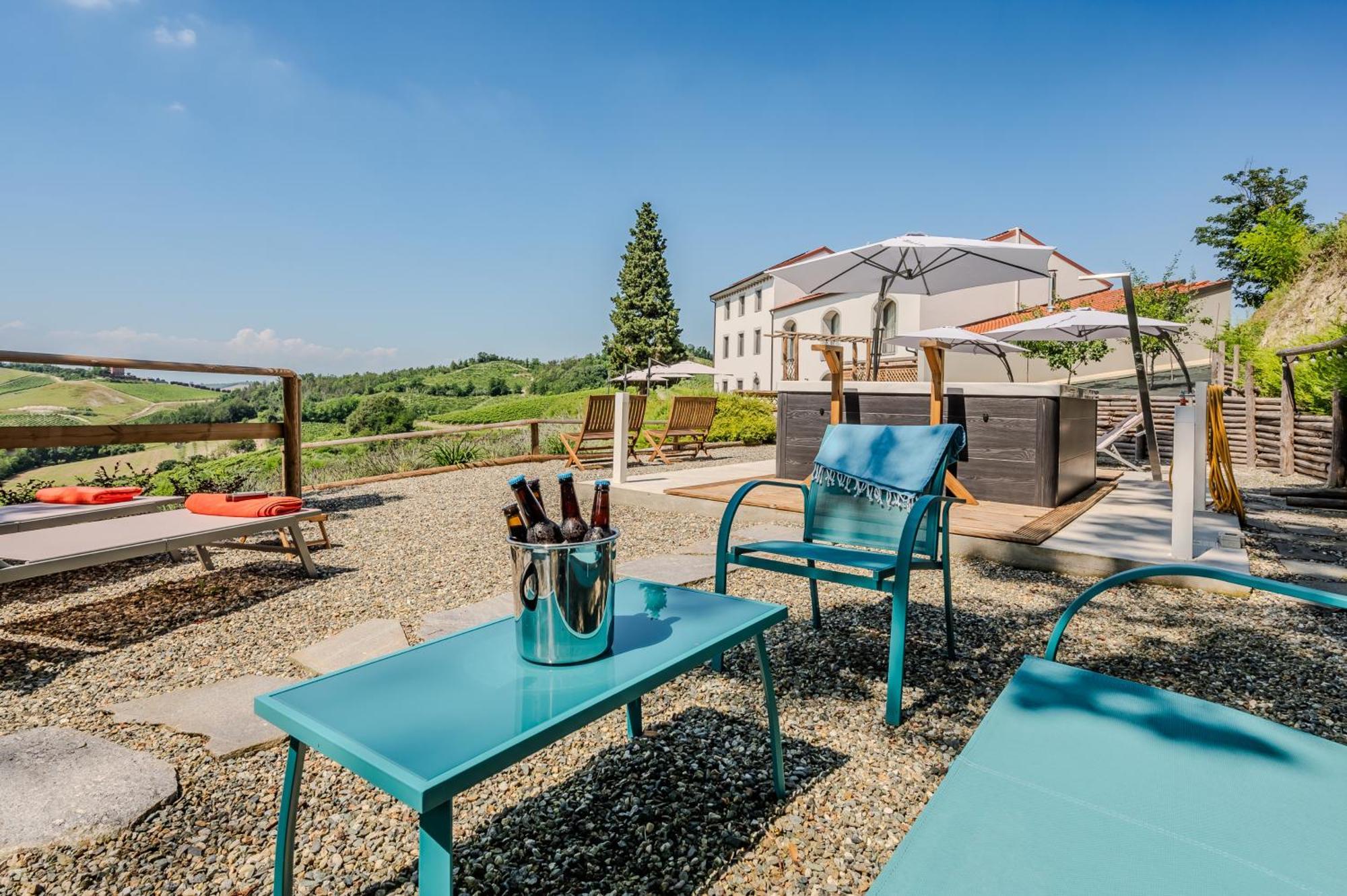 Villa Rocco Country House 오짜노 몬페라토 외부 사진