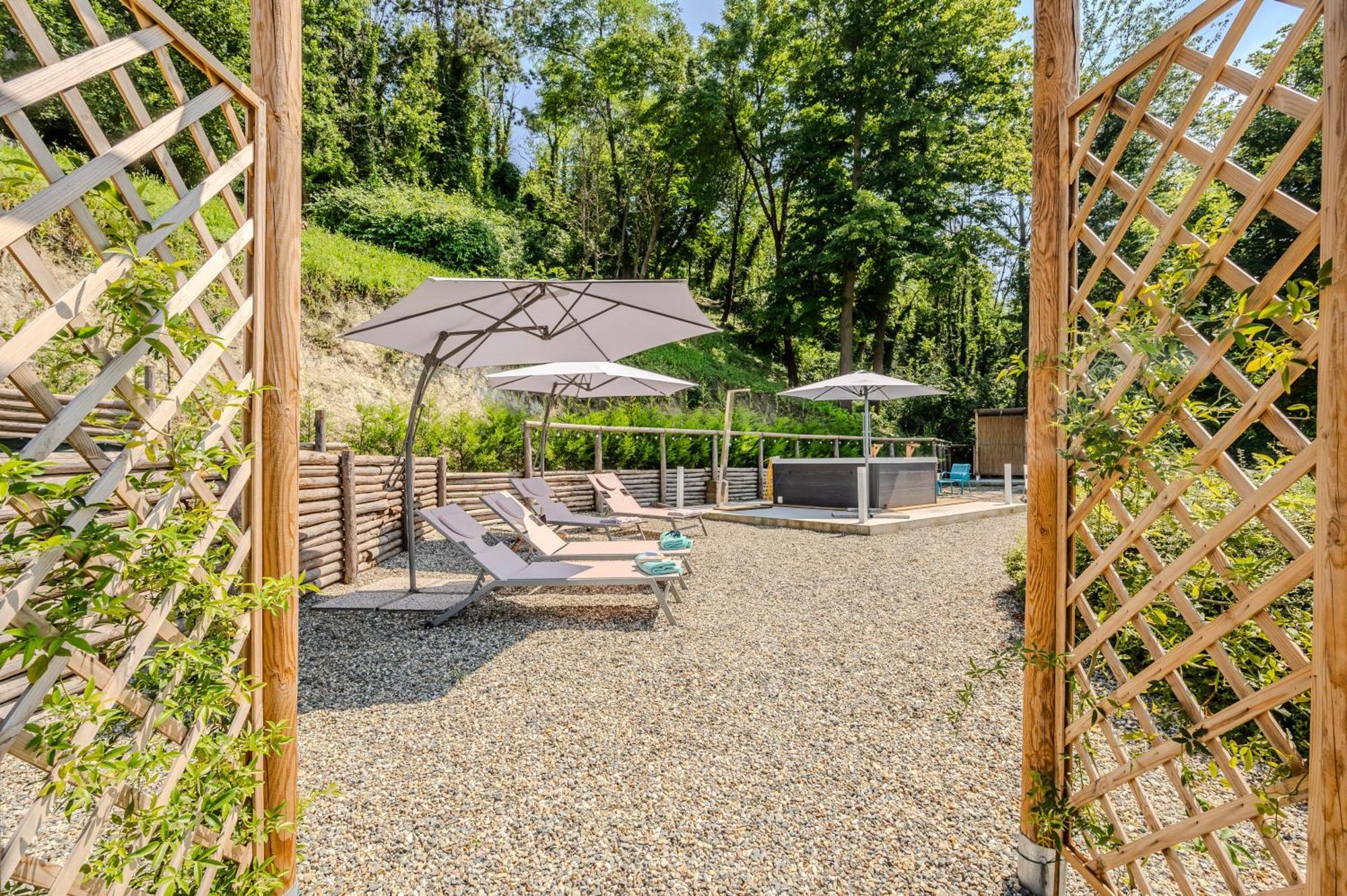 Villa Rocco Country House 오짜노 몬페라토 외부 사진