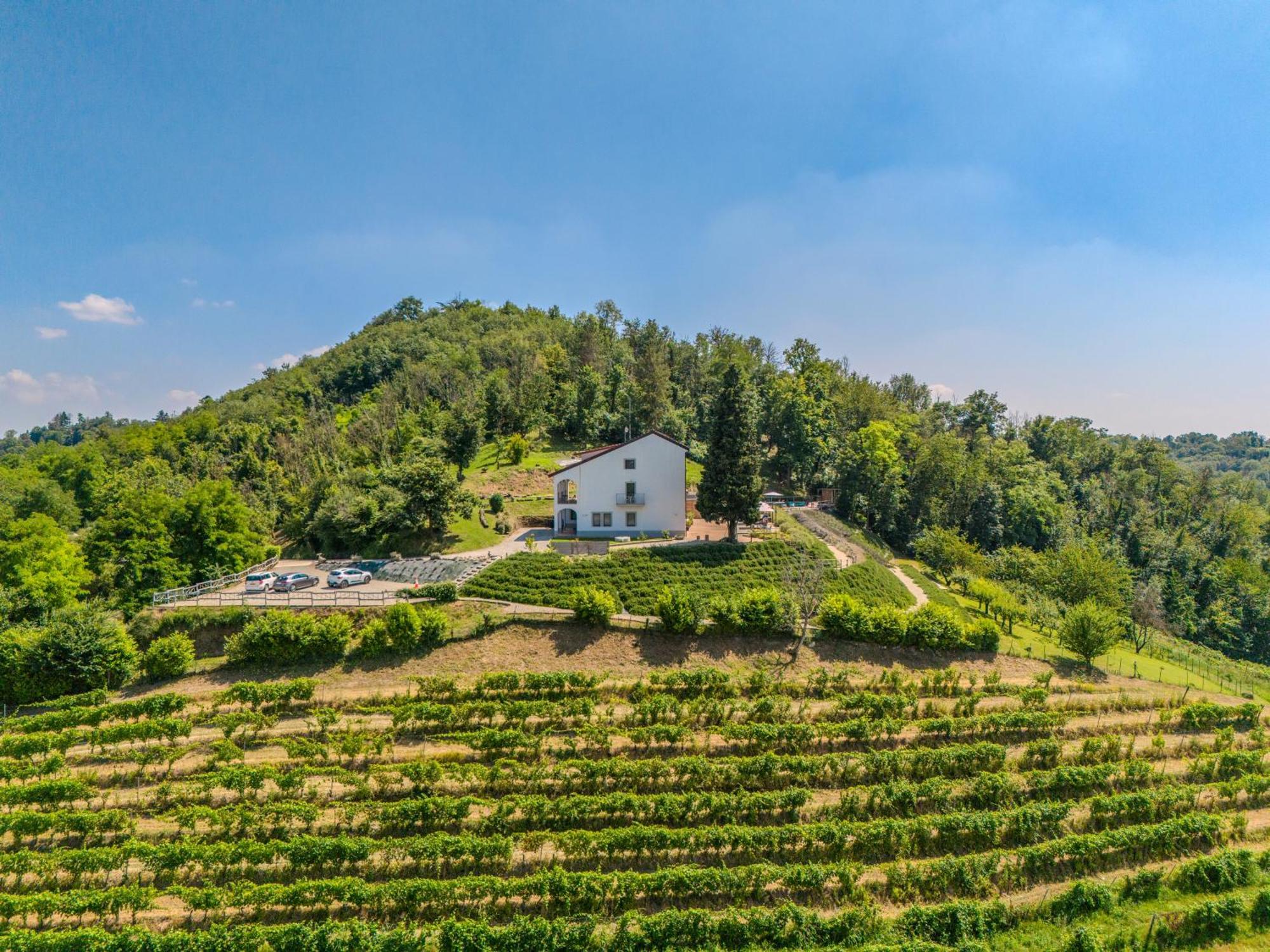 Villa Rocco Country House 오짜노 몬페라토 외부 사진